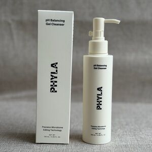 Phyla PH Balancing Gel Cleanser 120ml/4.05 Fl Oz